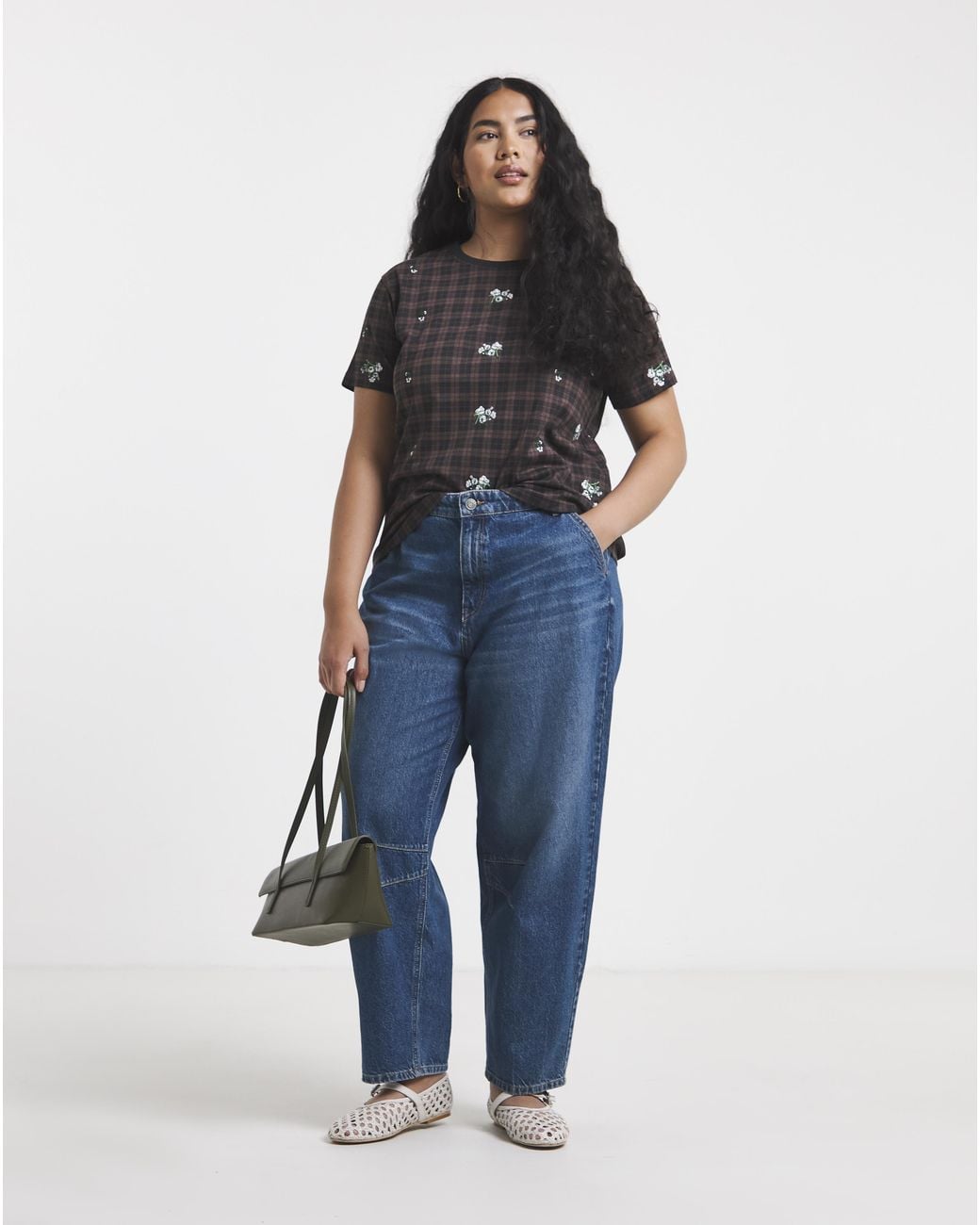 Simply Be Black Ditsy Floral Emb Tee
