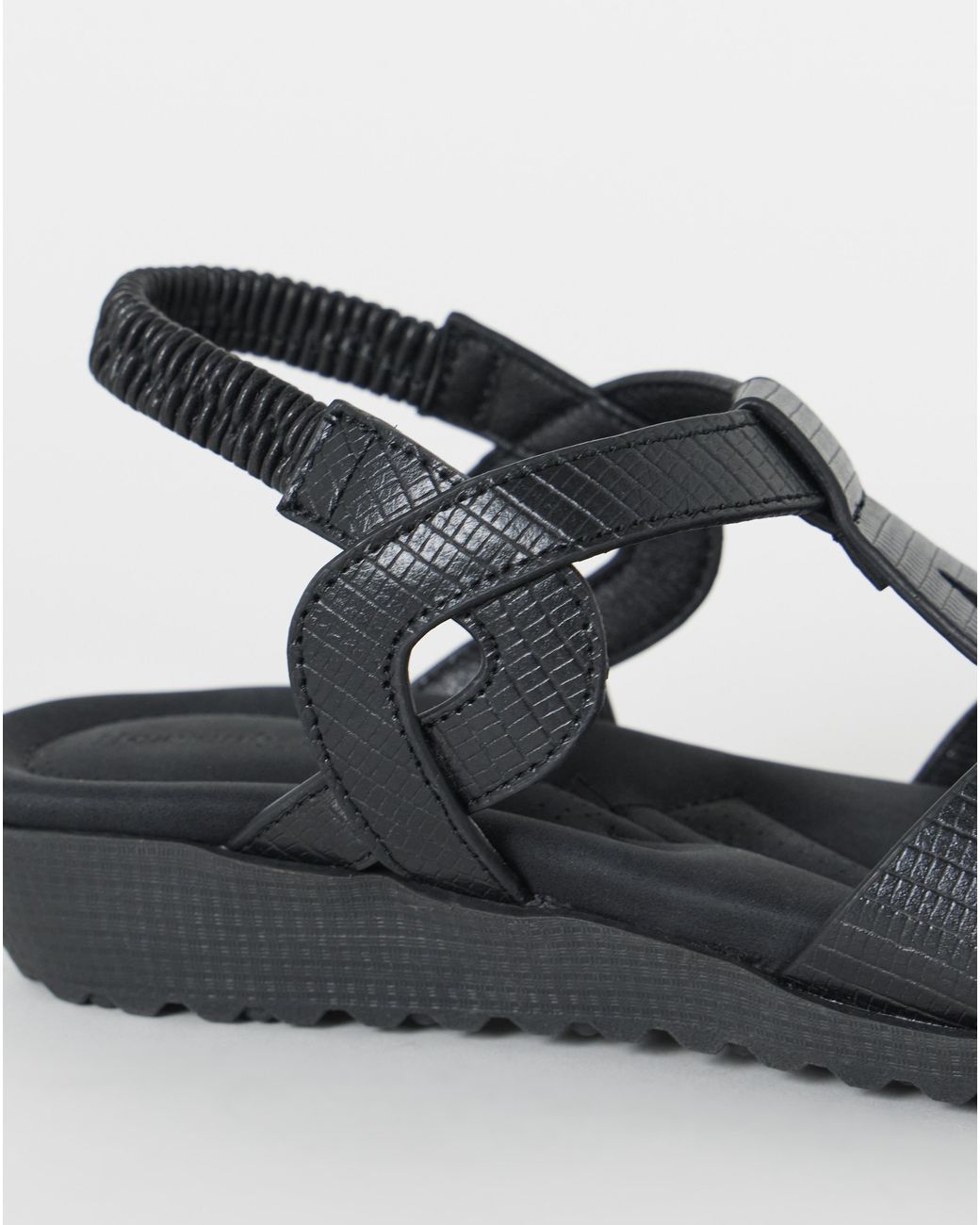 Heavenly Soles White Twist Detail Comfort Sandal Wide