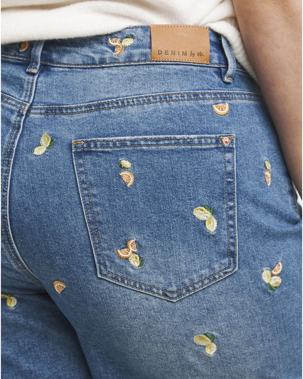 Simply Be Blue Fruit Bermuda Short