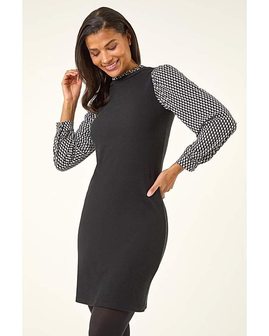 Roman Black Roman Geometric Contrast Knit Dress