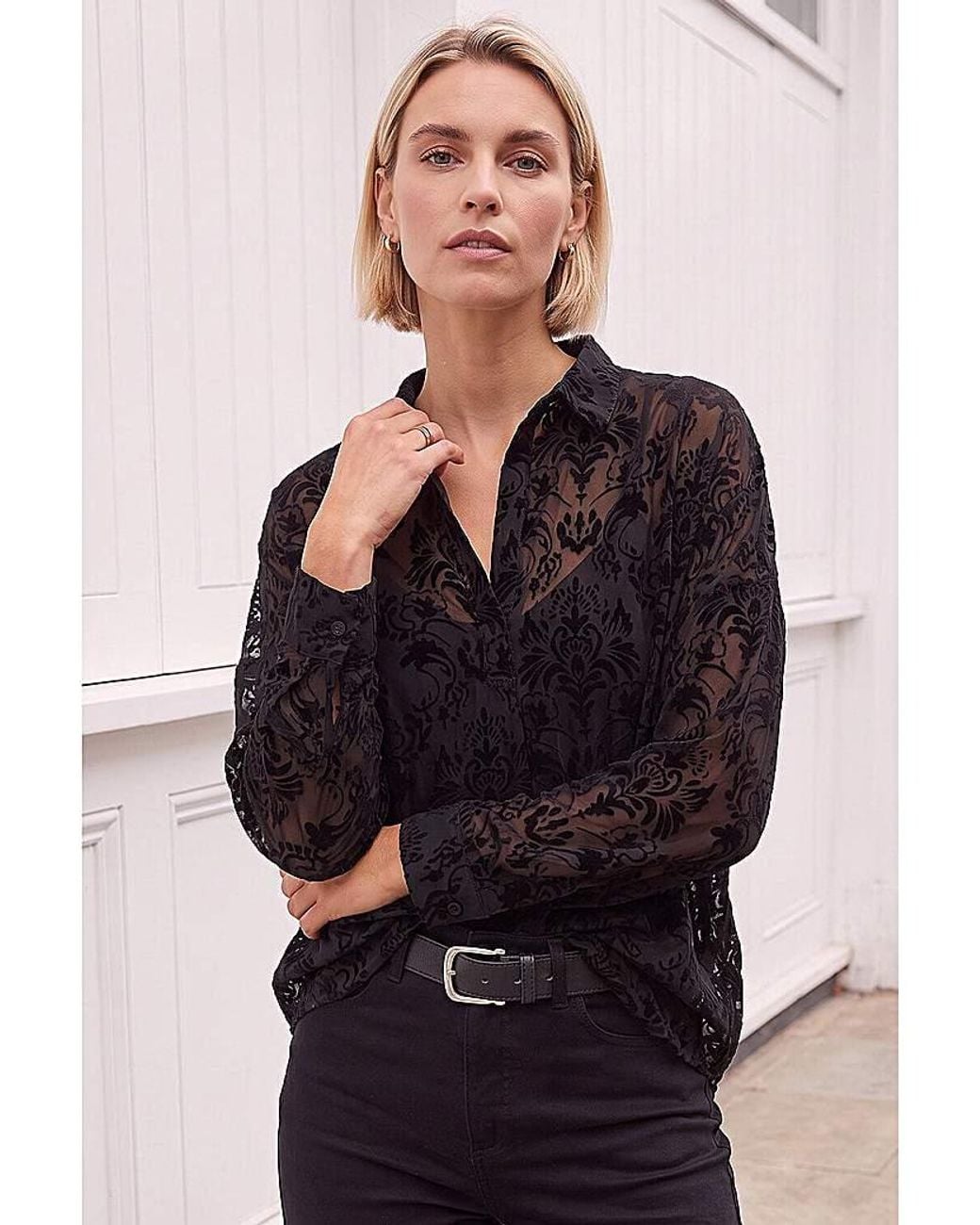 Roman Black Roman Textured Floral V-Neck Top