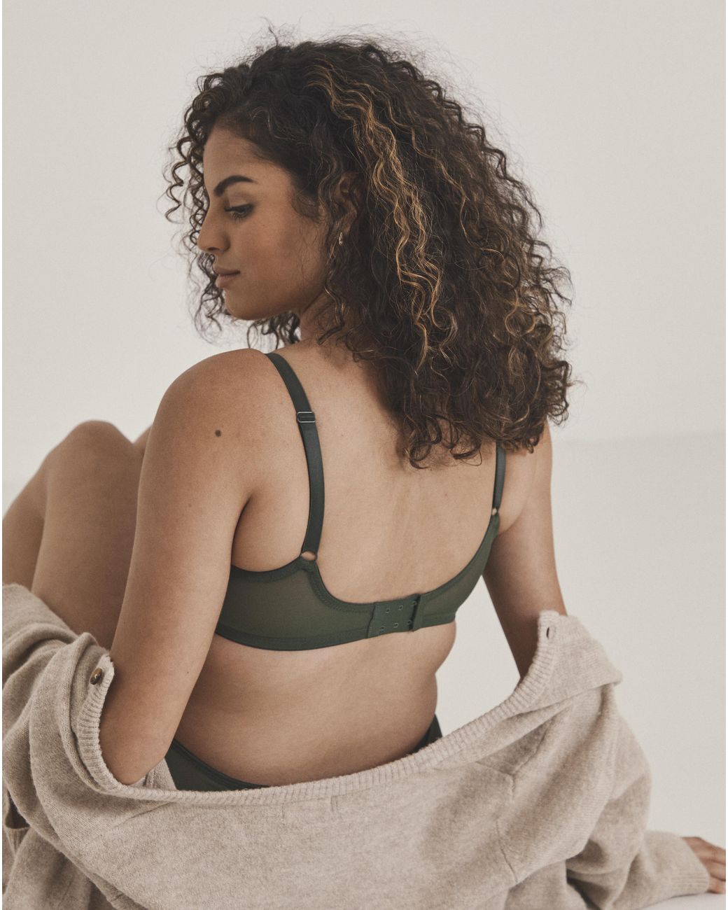 Pretty Secrets Green Lace Non Padded Wired Bra