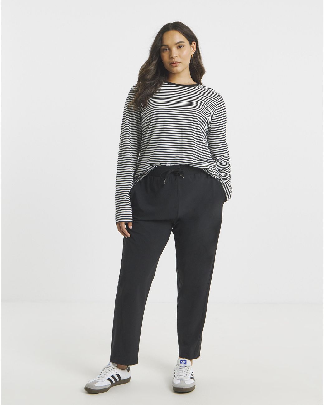 Sweaty Betty Gray Explorer Trouser 27