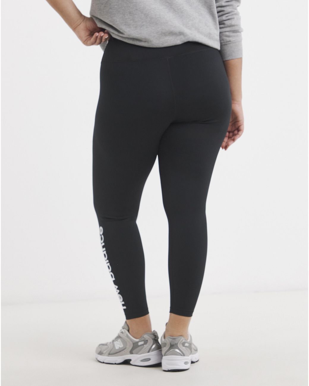 New Balance Gray Sport Graphic Leggings