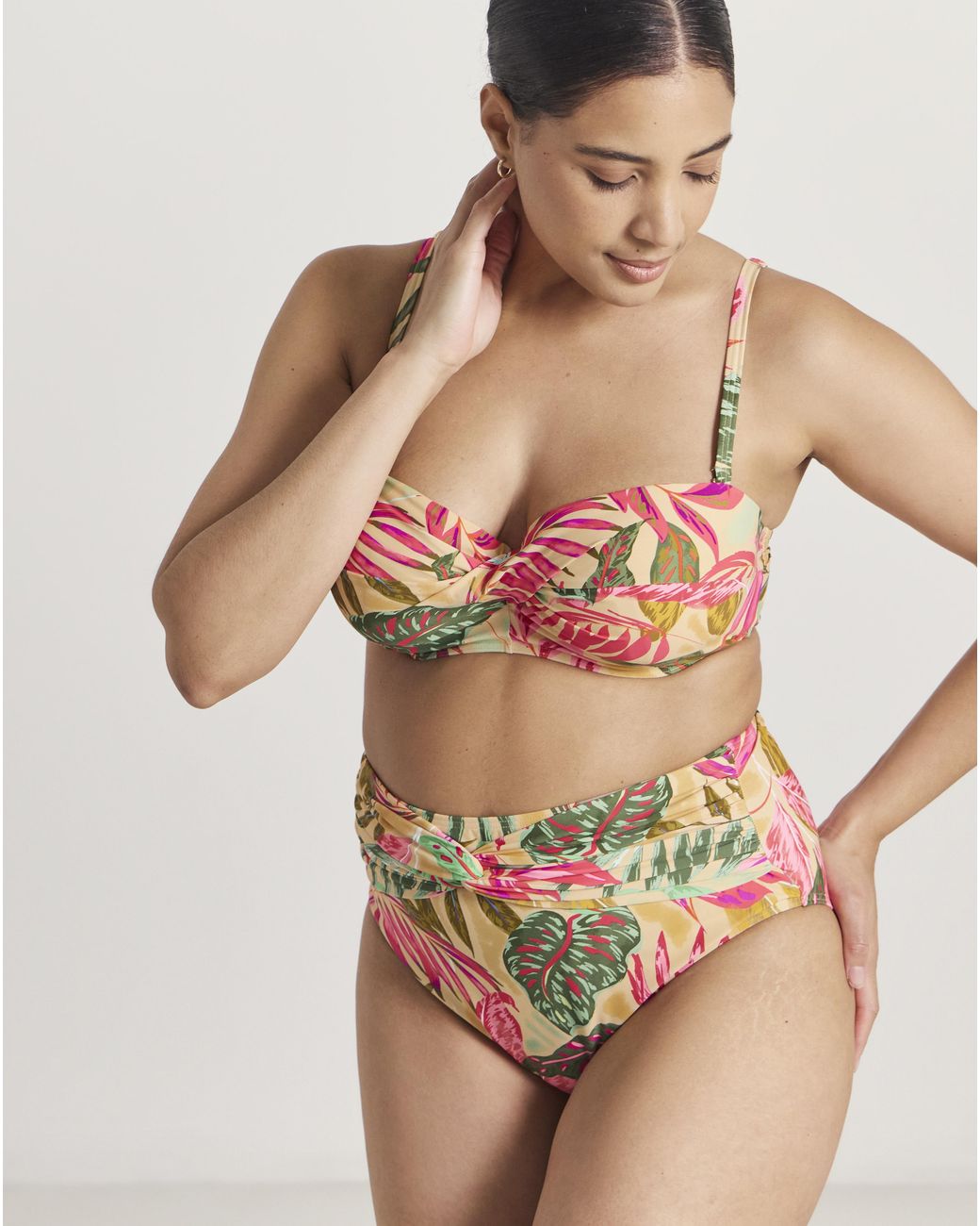 MAGISCULPT Multicolor High Waist Bikini Brief