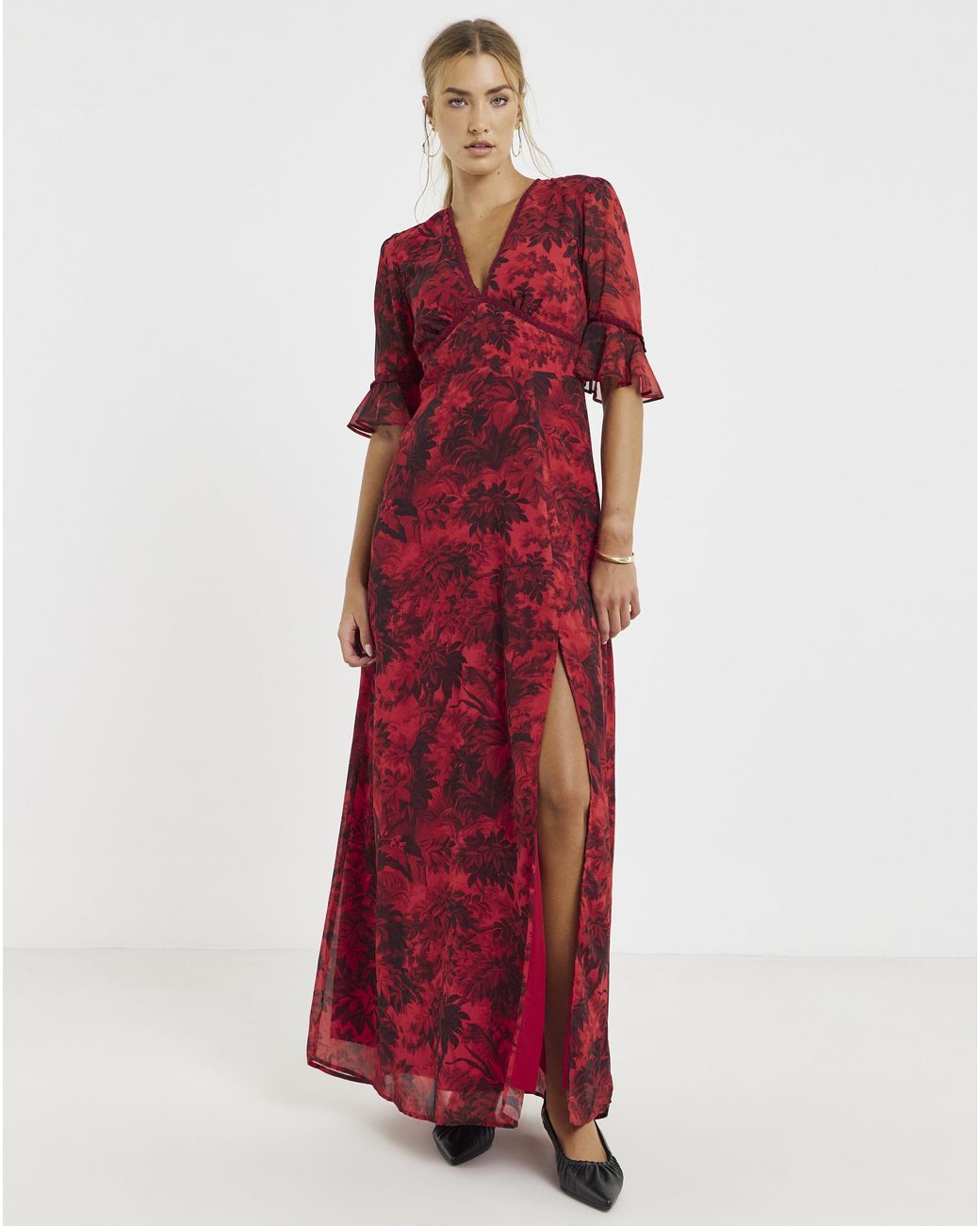 Hope & Ivy Red Aaliyah Maxi Dress