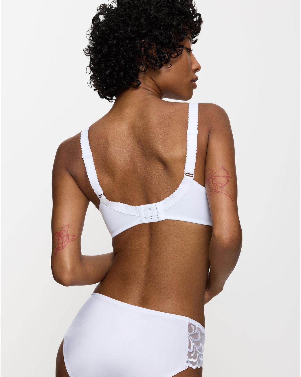 Triumph White Delicate Doreen Nonwired Bra Wht