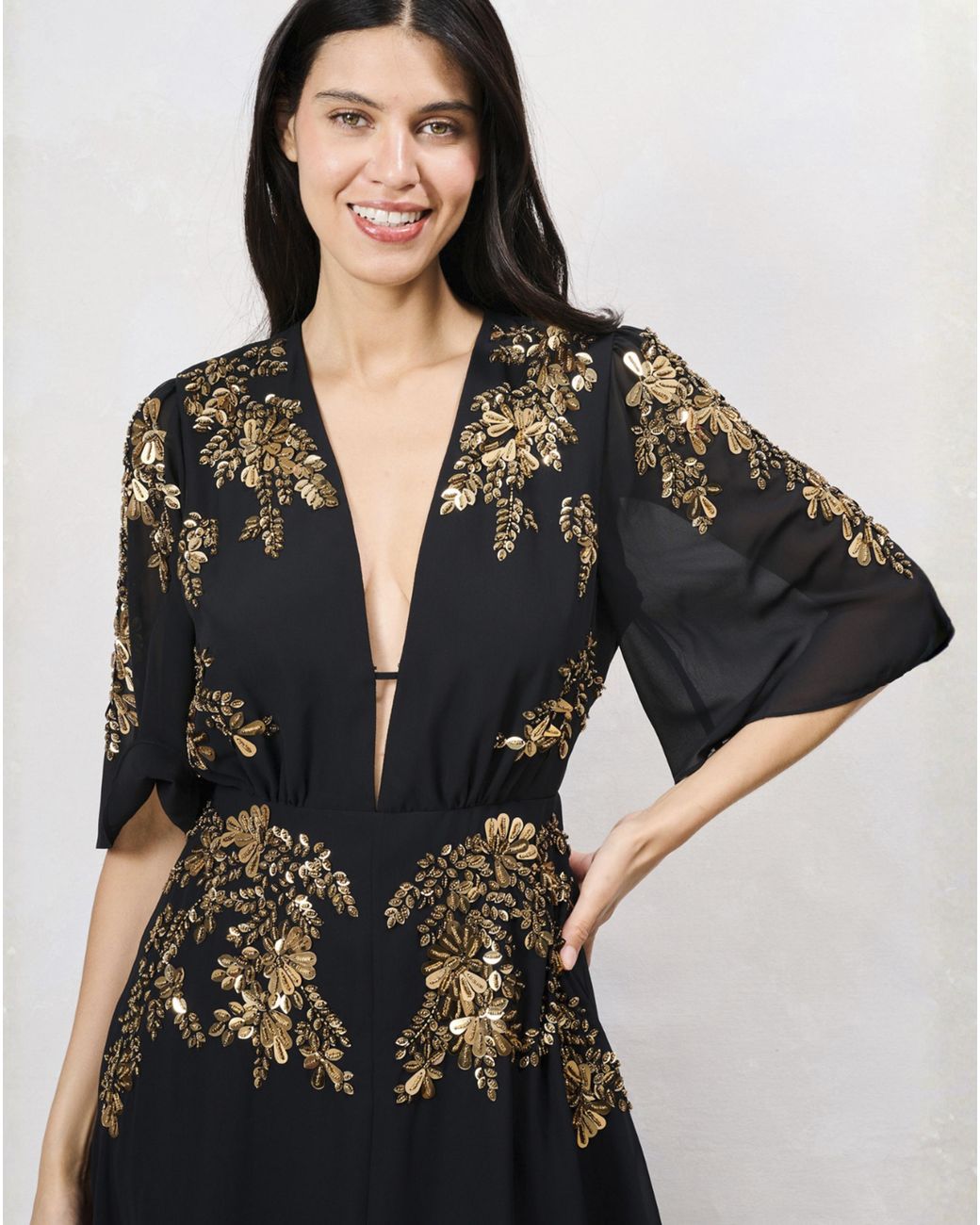 Hope & Ivy Black The Shay Embellished Dress