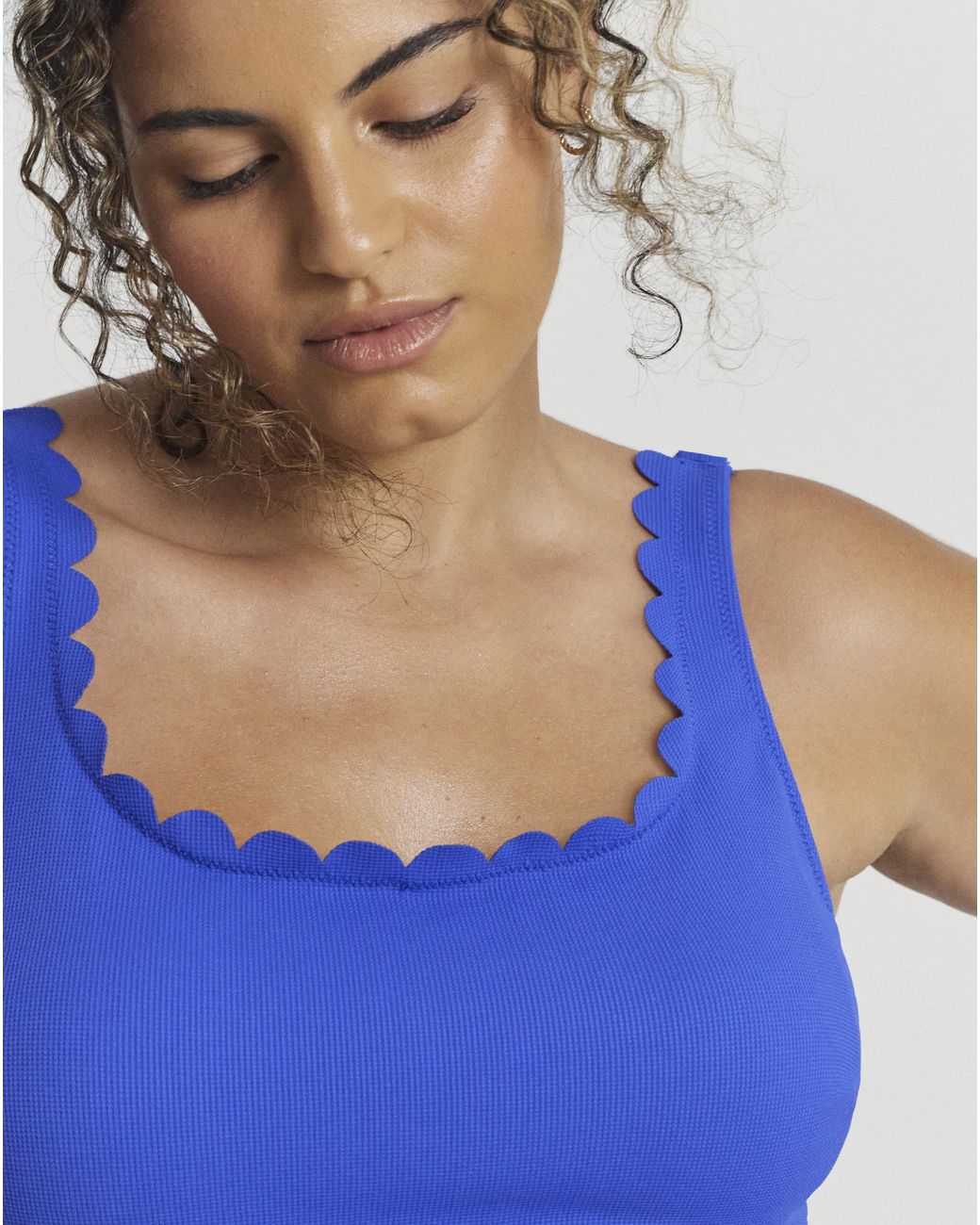 MAGISCULPT Blue Contour Me Scalloped Swimsuit