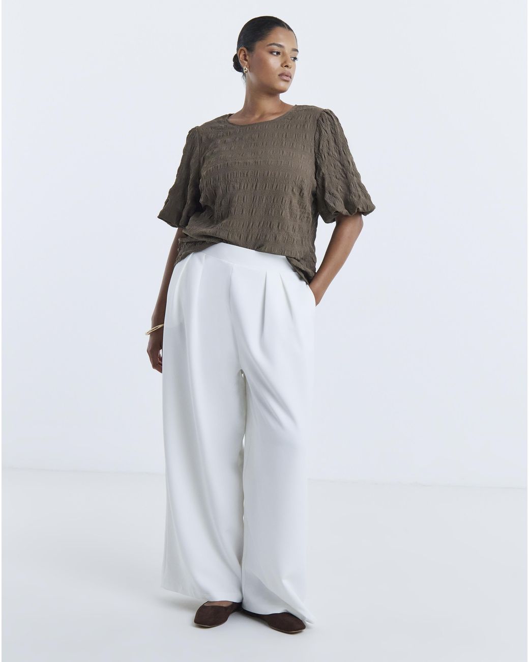 Pieces Brown Penny Short Sleeve Woven Top