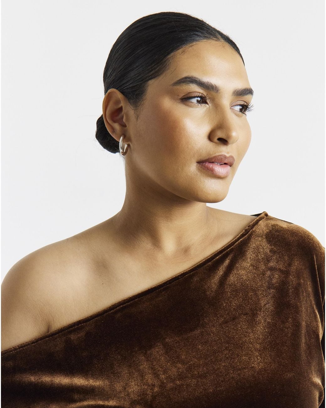 Simply Be Black Velvet Off Shoulder Ls