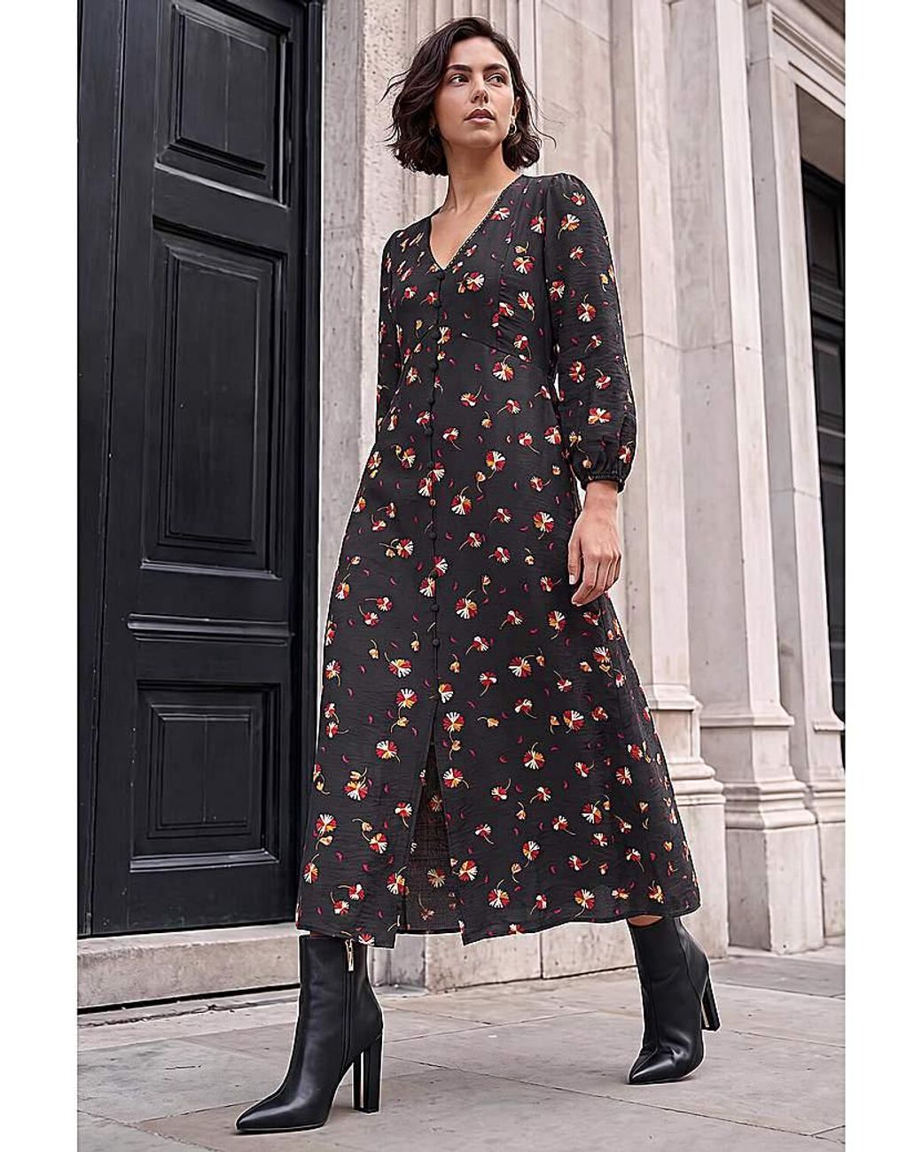 Roman Black Roman Lace Floral Print Midi Dress