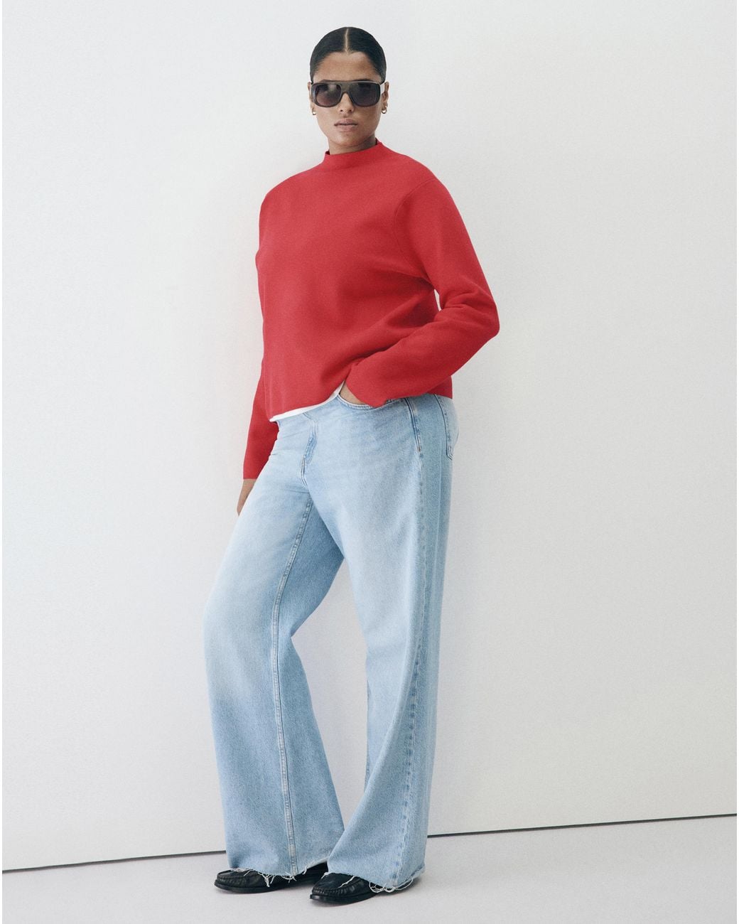 Mango Red Sweater Chimney