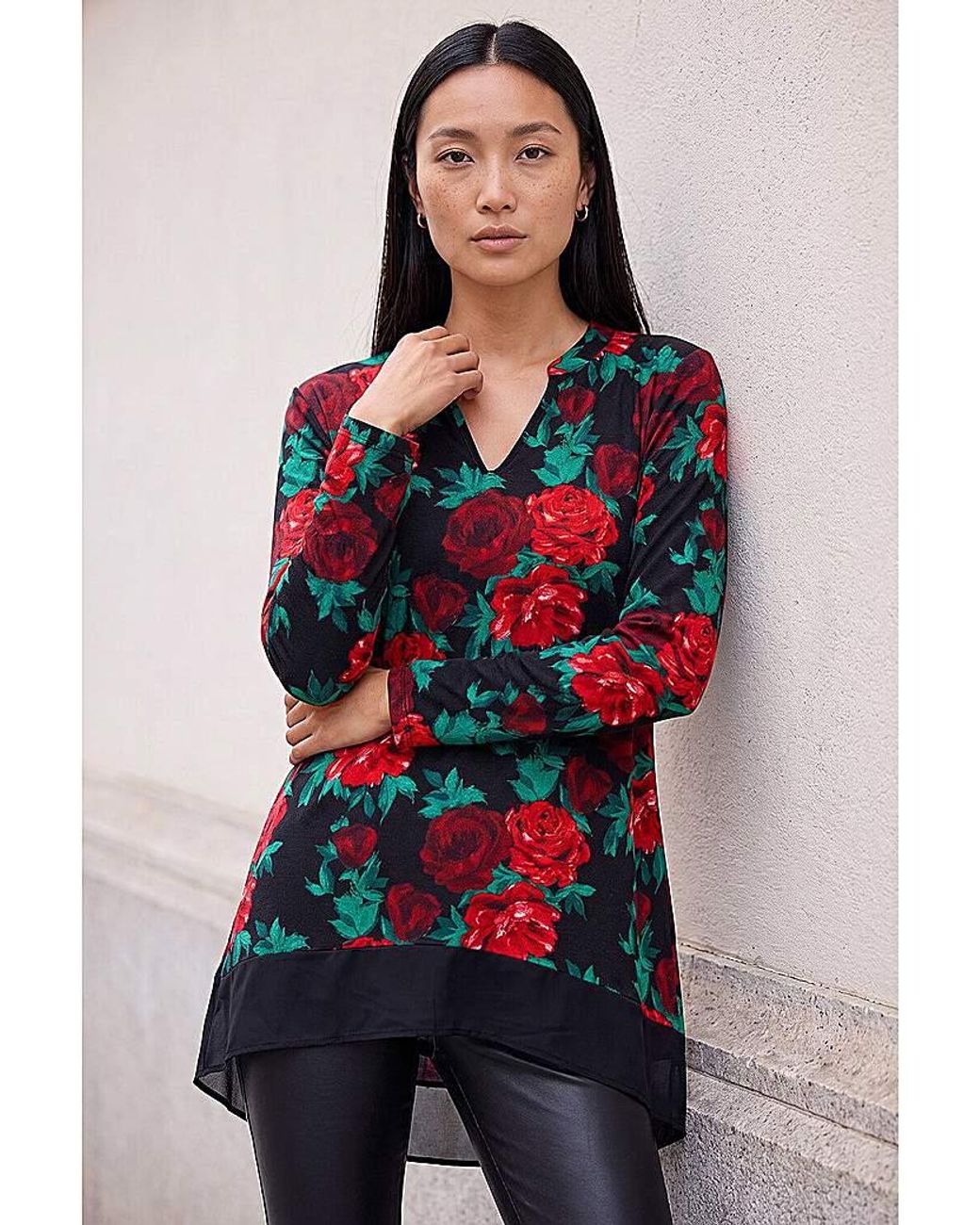 Roman Red Roman Floral Print V-Neck Chiffon Top