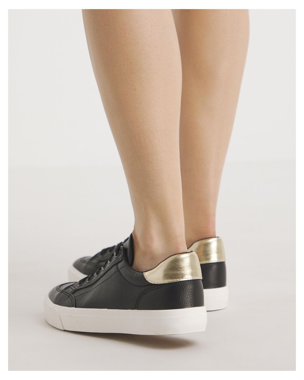 Simply Be White Classic Lace Up Trainer Ex Wide