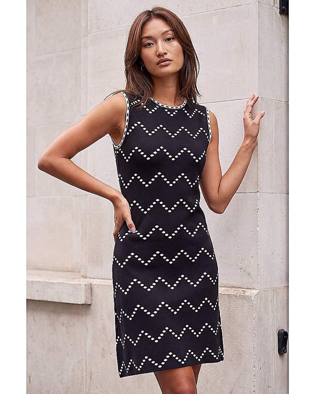 Roman Black Roman Chevron Knit Dress