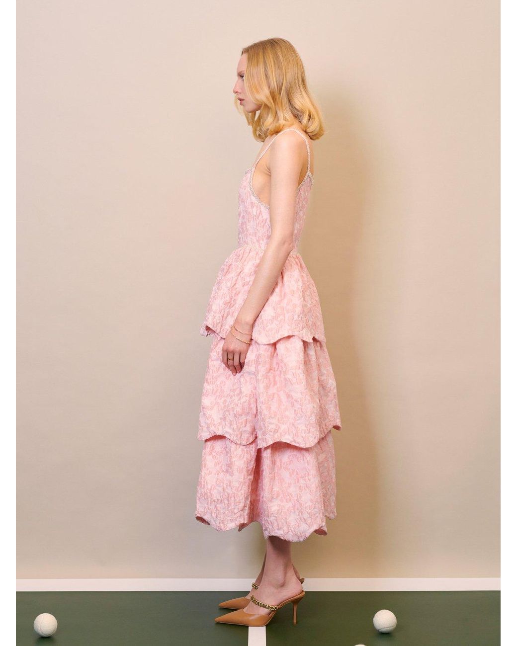 Dream Point Jacquard Tiered Midi Dress 