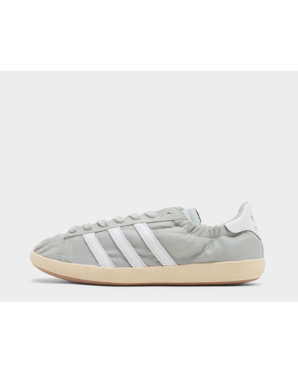 Adidas Originals White Jabbar Low Scrunch