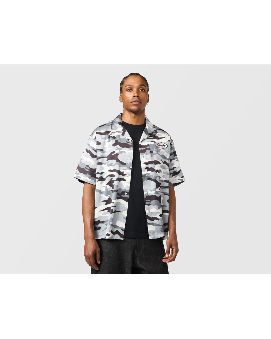 Xlarge Black Camo Camp Shirt for men