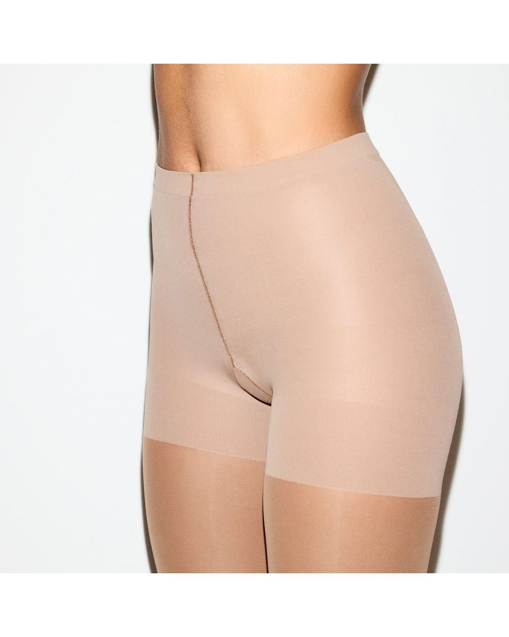 Skims Natural Shaping Capri Tights