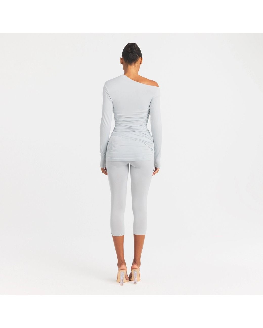 Skims Gray Wrap Capri