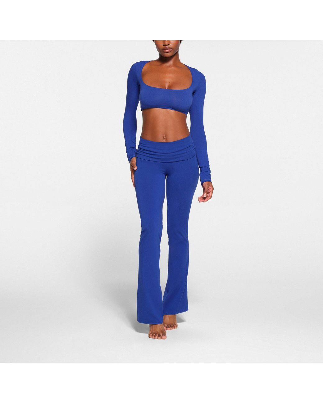 【SKIMS】Super Cropped Long Sleeve SKIMS SLEEP SUPER CROPPED LONG SLEEVE | ONYX