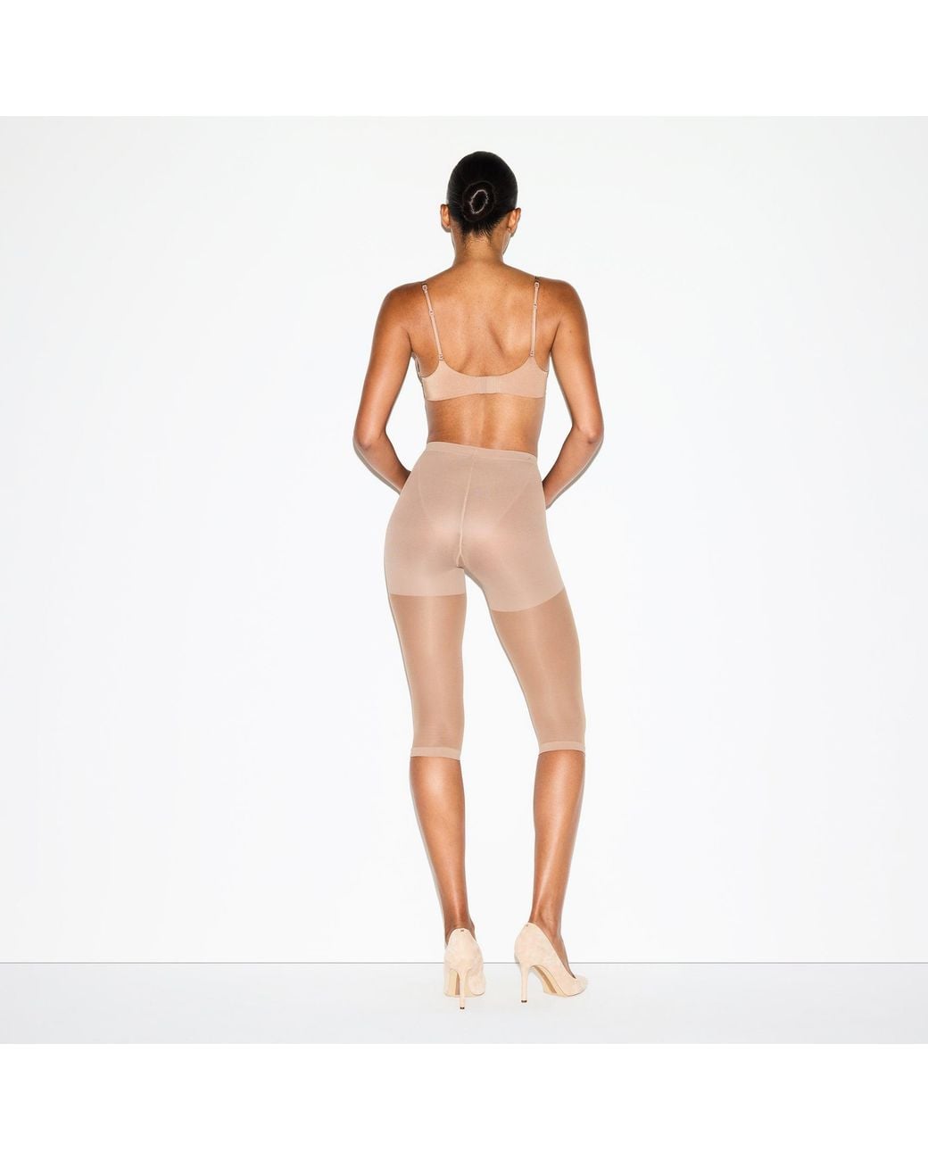 Skims Natural Shaping Capri Tights