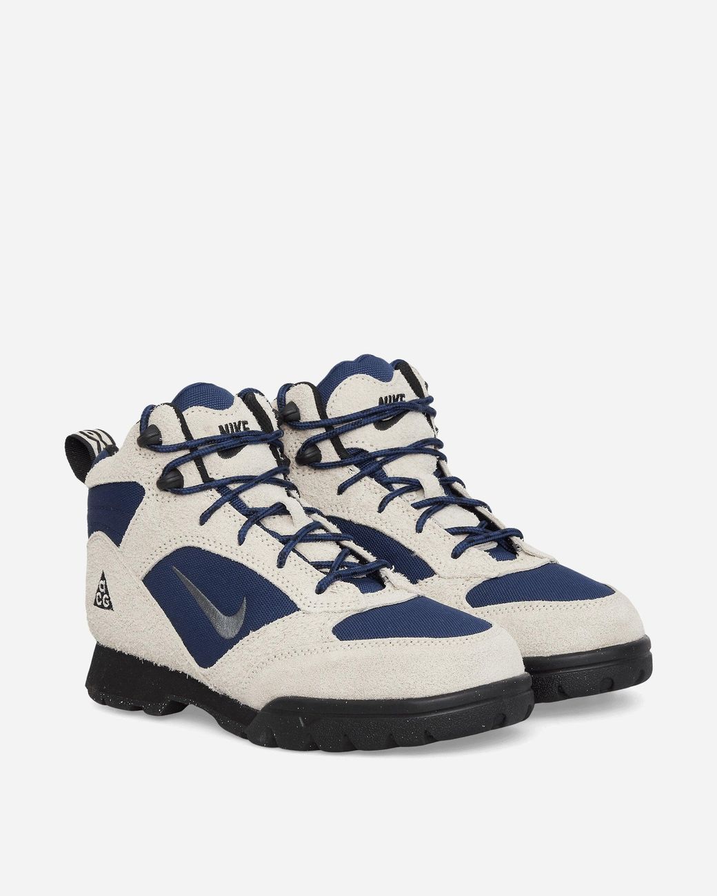 nike air acg sneakers