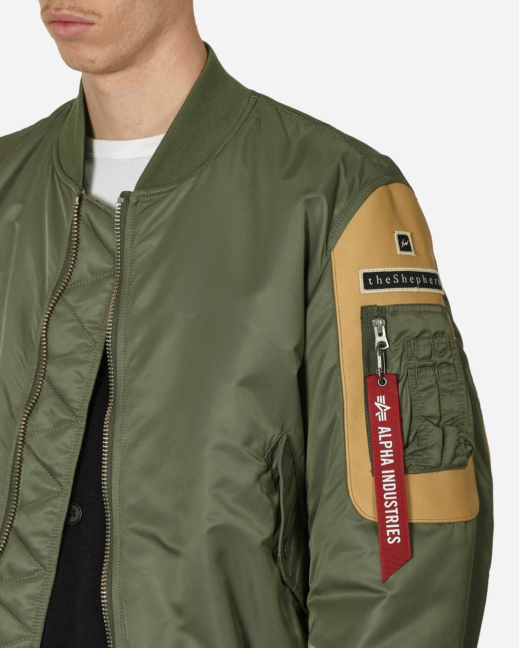 UNDERCOVER FRAGMENT ALPHA MA-1 黒 S - メルカリ