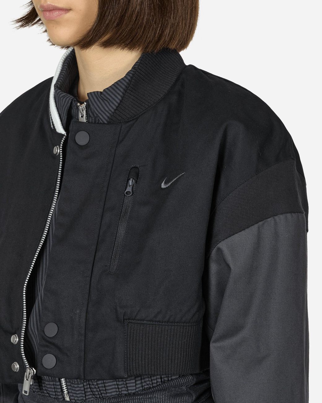 ★NIKE★W NSW DESTROYER CROPPED CANVAS ジャケット★追跡可 Nike Destroyer Cropped Canvas Jacket / Anthracite in Black