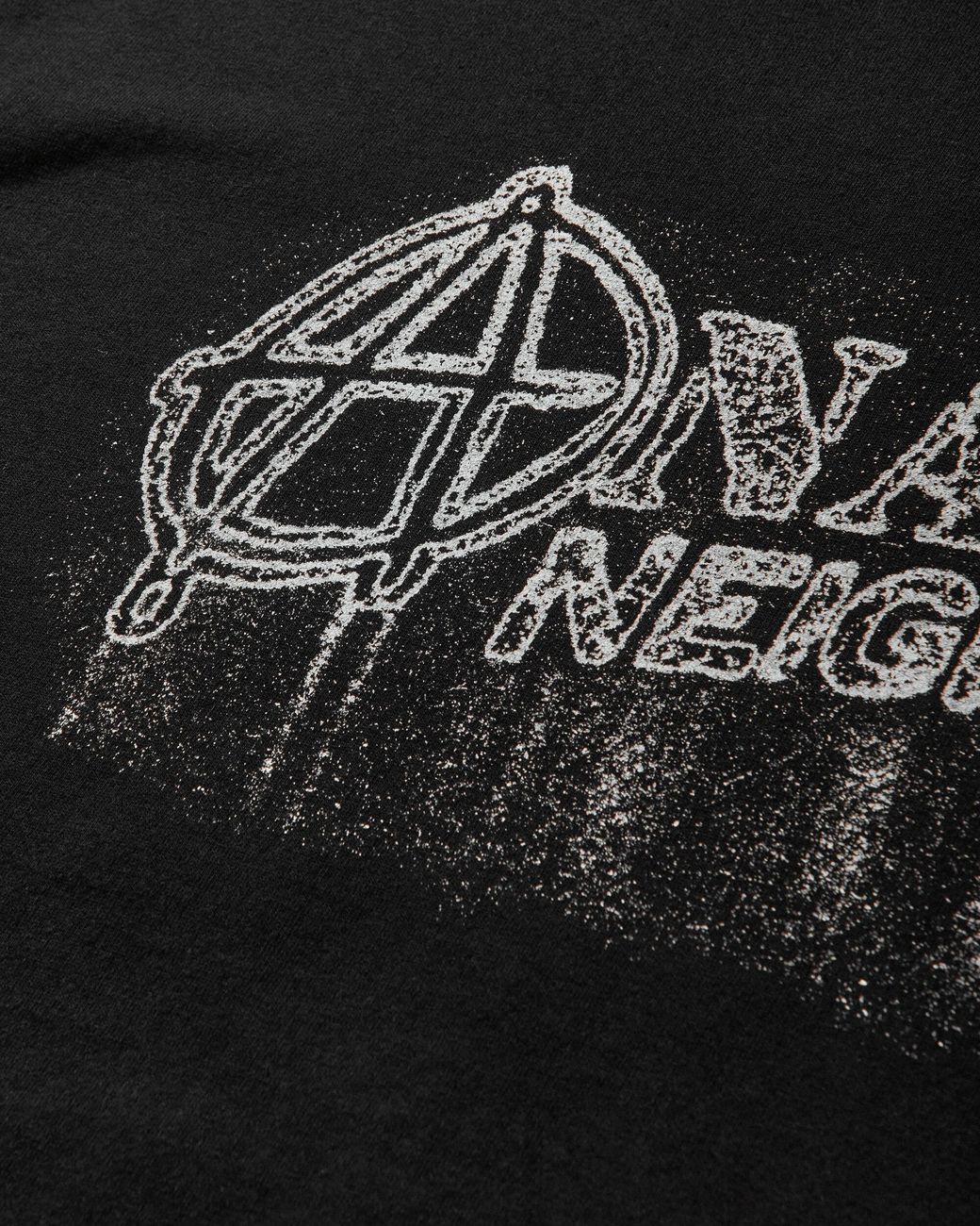 【NEIGHBORHOOD x Anarchic Adjustment 】Tシャツ SS-2 ブラック Neighborhood Anarchic Adjustment Ss-2 T-Shirt in Black for