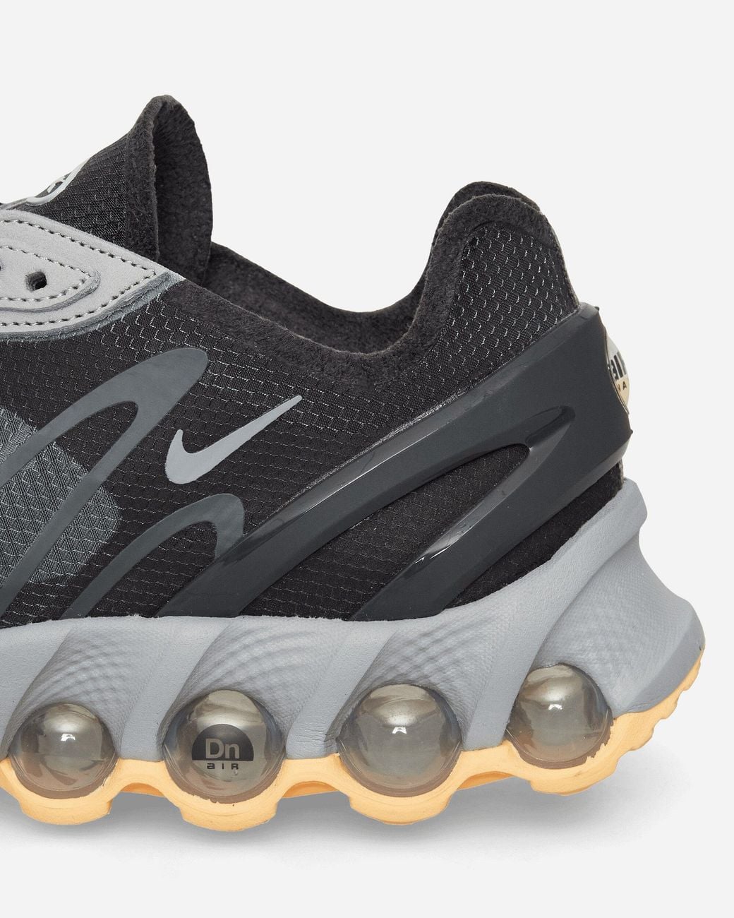 Nike Gray Air Max Dn8 Sneakers Wolf / Anthracite for men