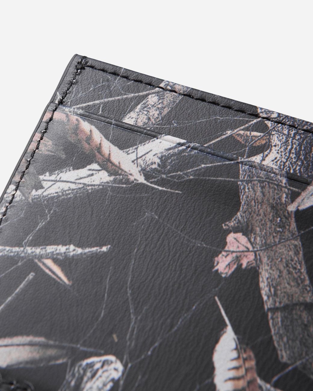 Carhartt Gray Vegas Cardholder Camo Feather Tree / Black for men