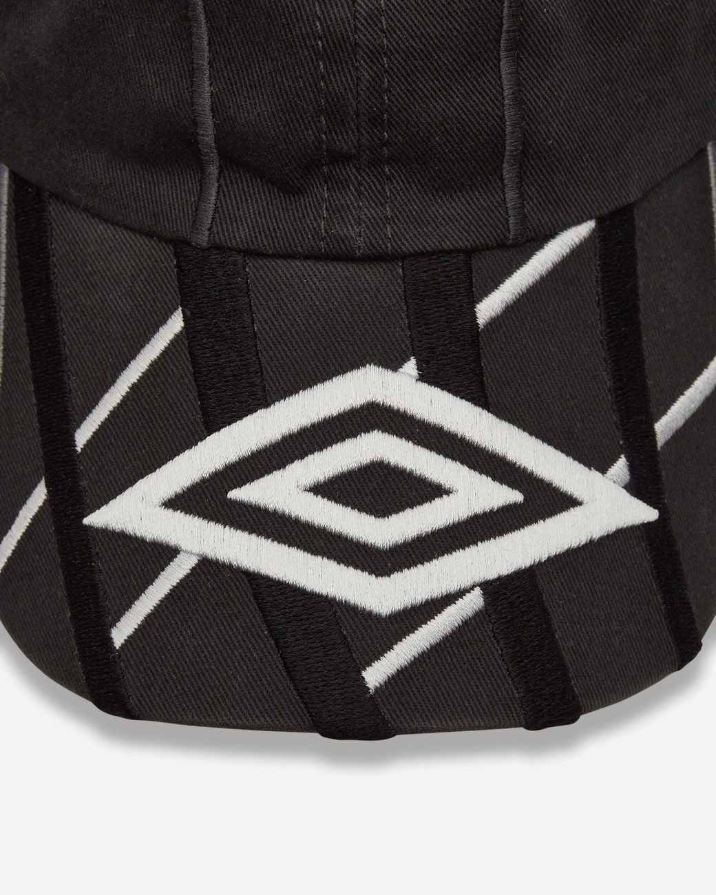 Umbro Gray Goalkeeper Cap Dark for men