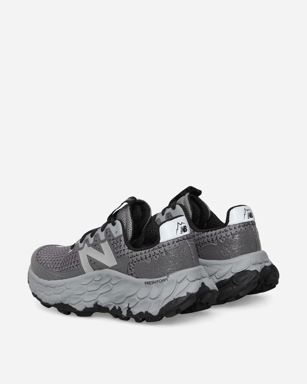 new-balance-Grey-Cayl-Fresh-