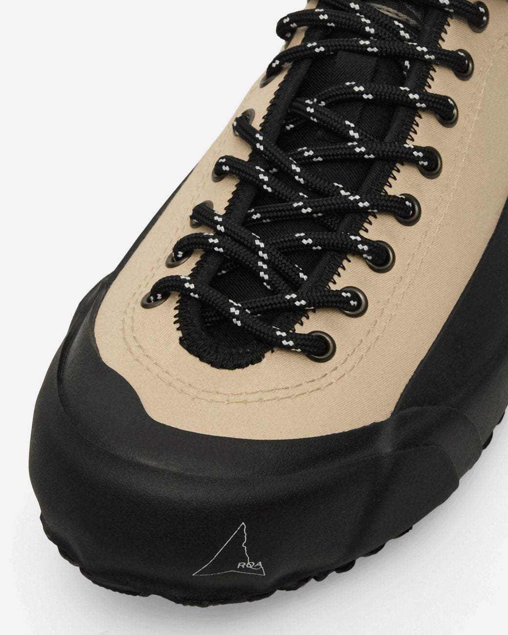 Roa Black Tuff Sneakers Sand for men