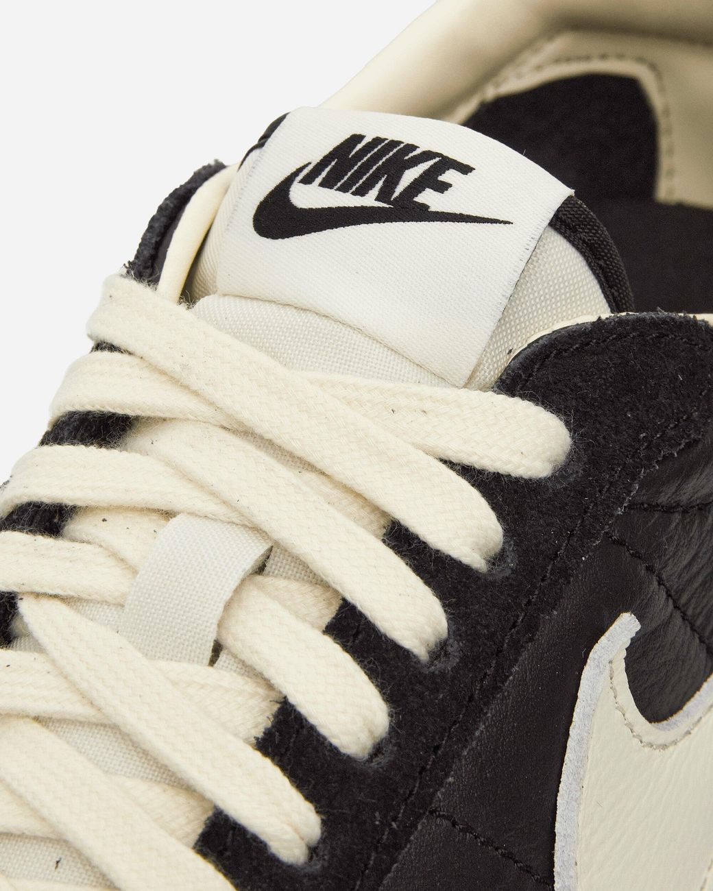 Nike Ld-1000 Premium Sneakers Black / Beach for men