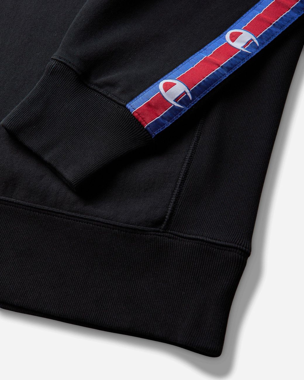 Champion Black Reverse Weave Crewneck Sweatshirt for men