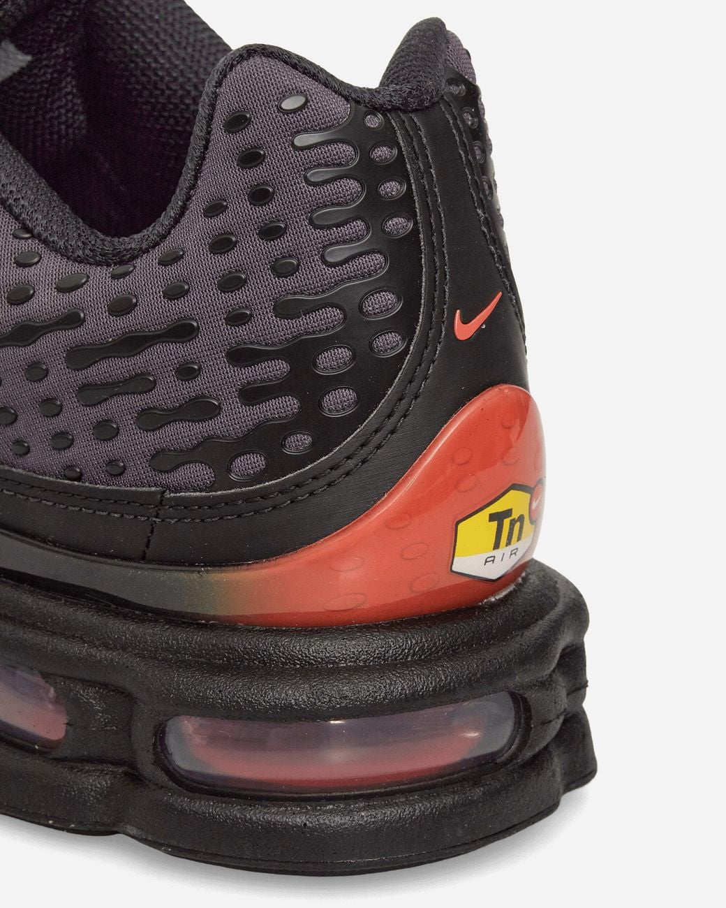 Nike Black Air Max Plus Vii Sneakers / Medium Ash / Bright Crimson / Dark Copper for men