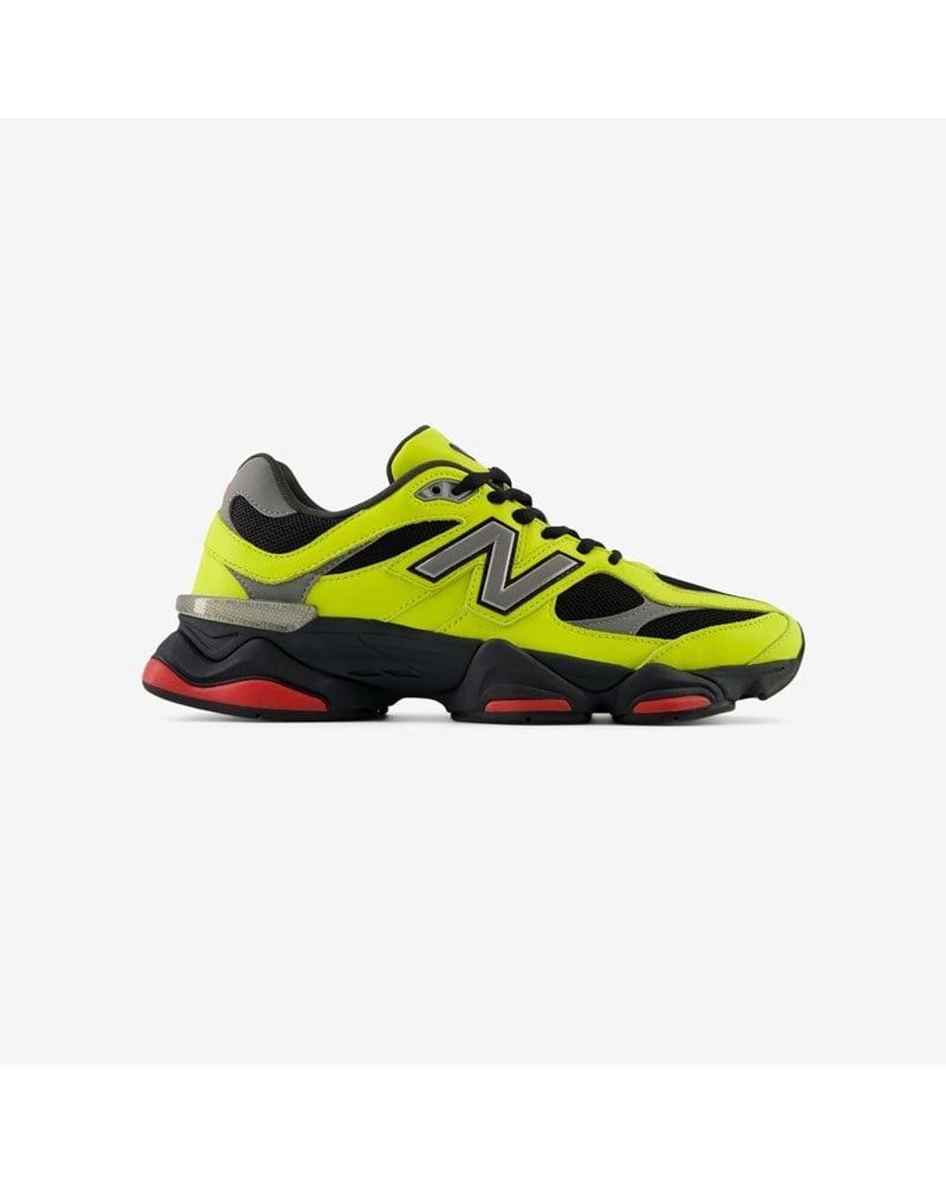 New Balance 9060 in Green Lyst