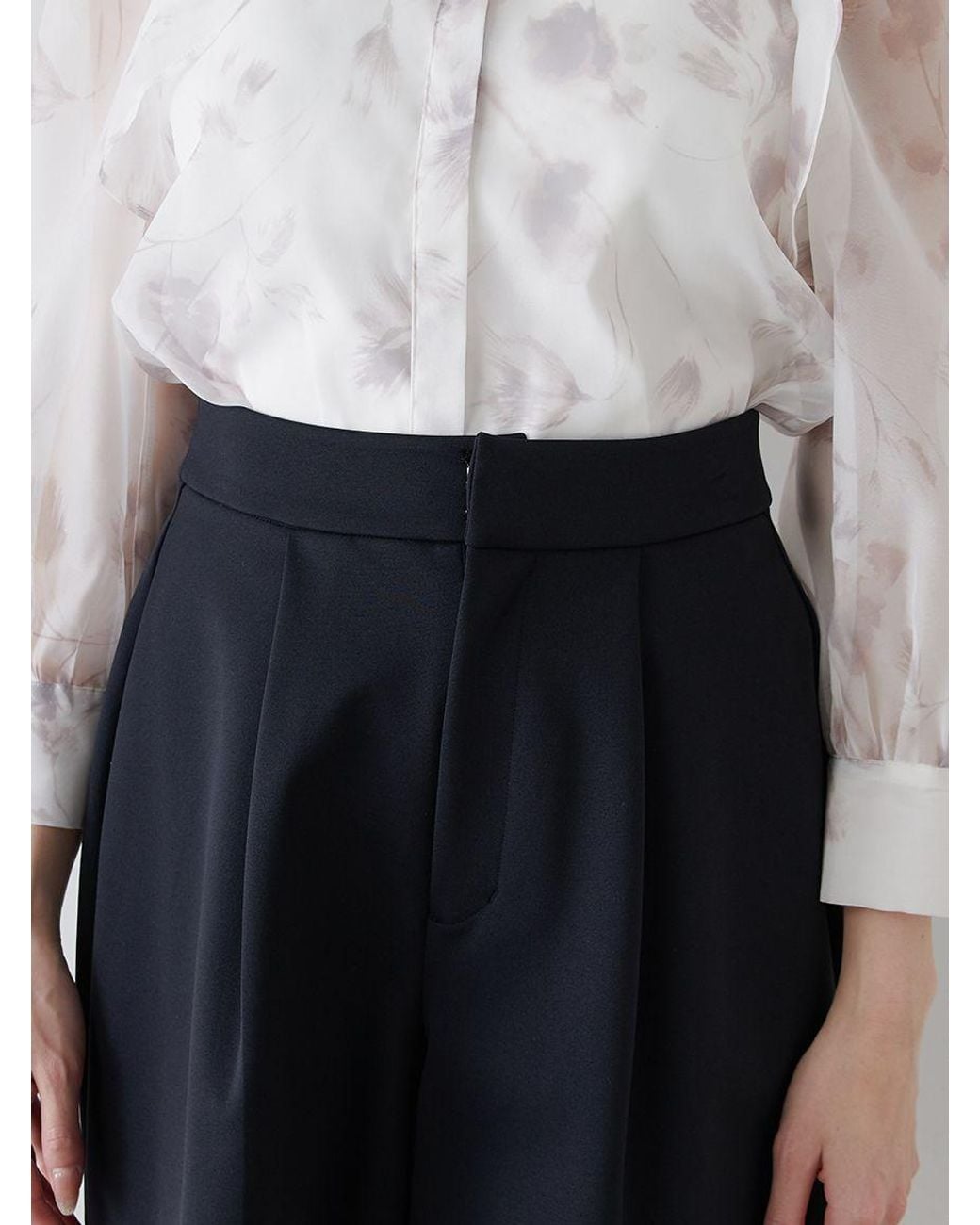 SNIDEL Natural Structured Shorts