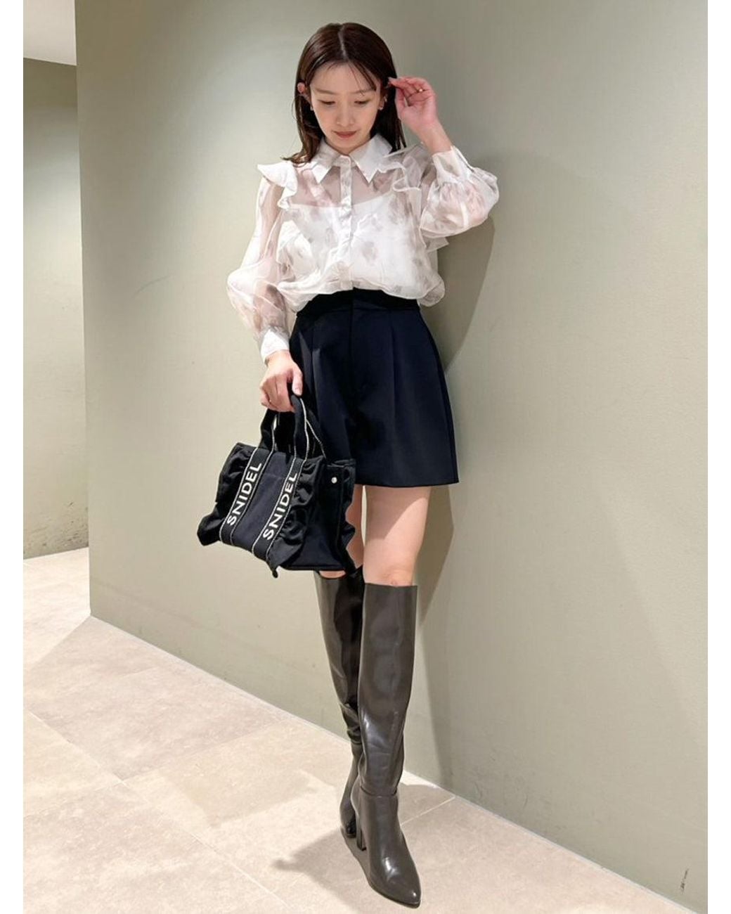 SNIDEL Natural Structured Shorts