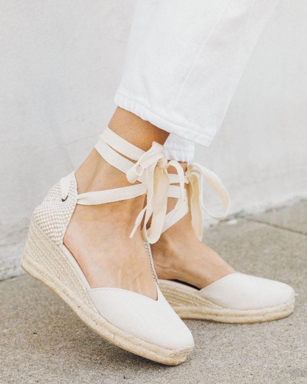lyon ankle wrap wedge espadrille soludos