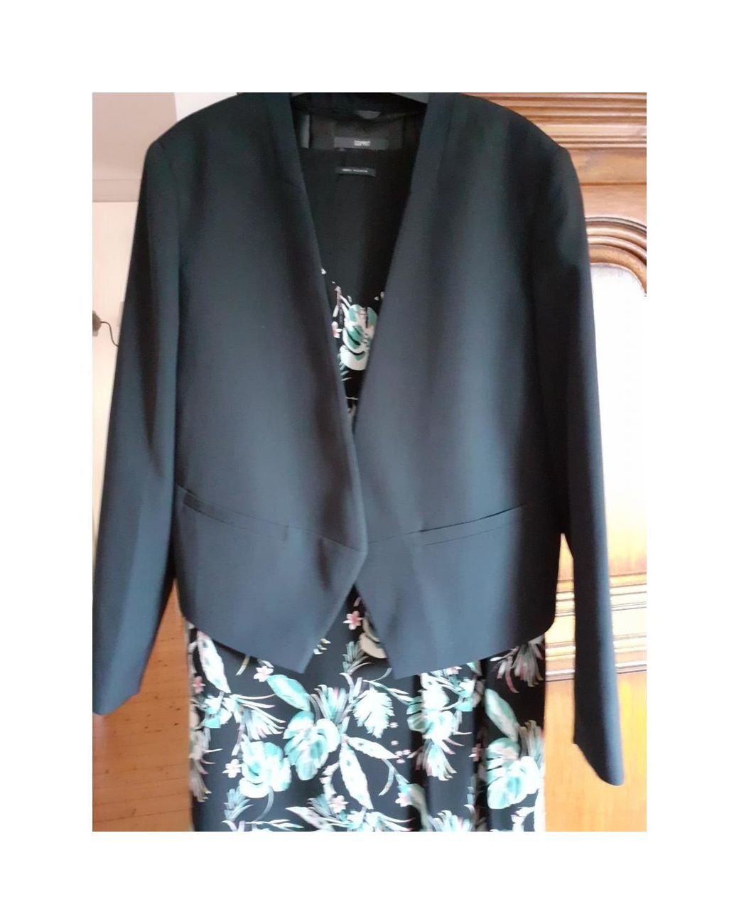 Veste Veste Courte Esprit en coloris Black