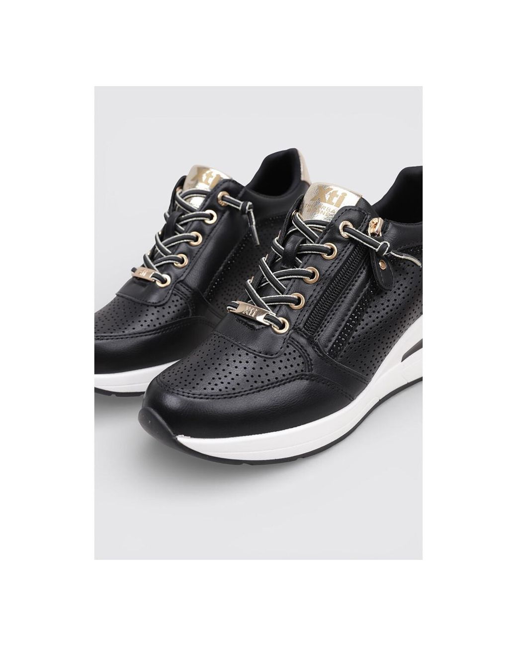 Baskets Basses 14510201 Xti en coloris Black