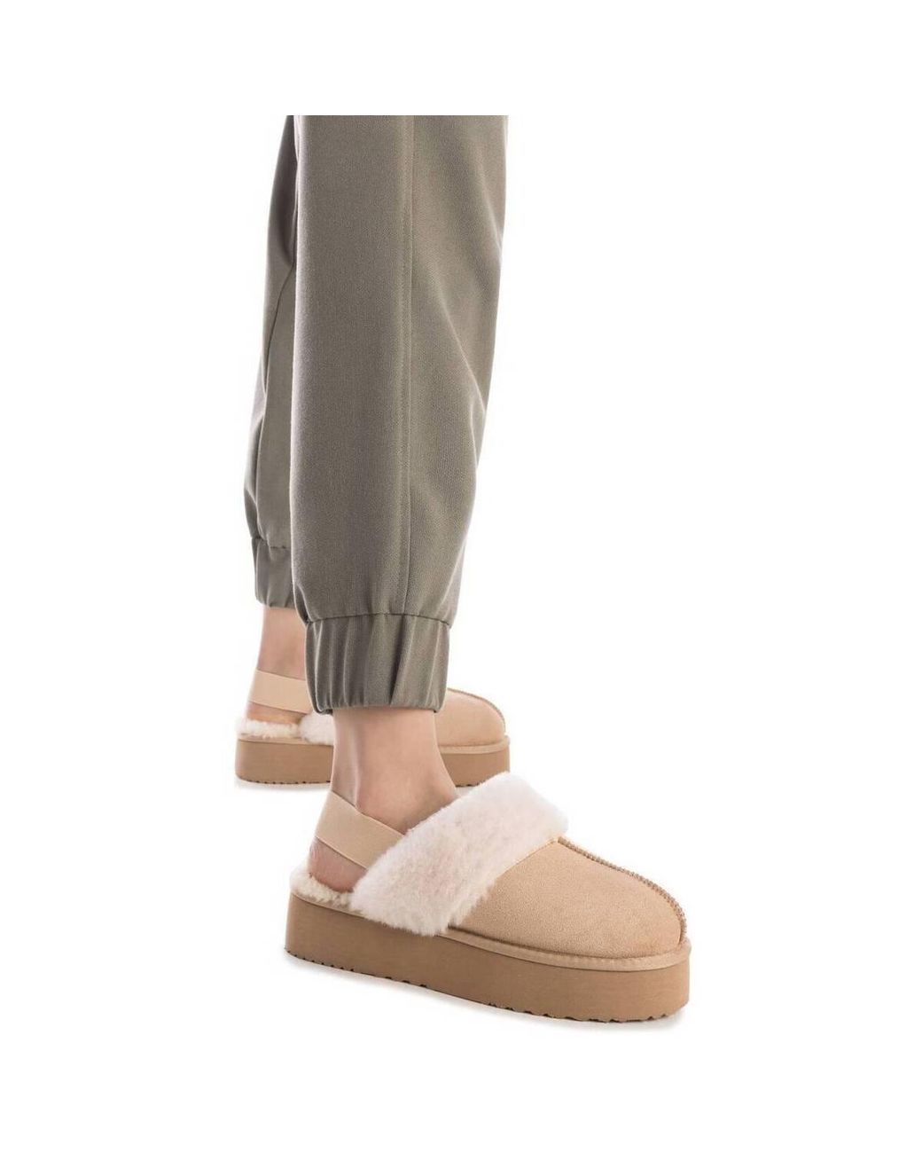Chaussons 14444001 Xti en coloris Brown