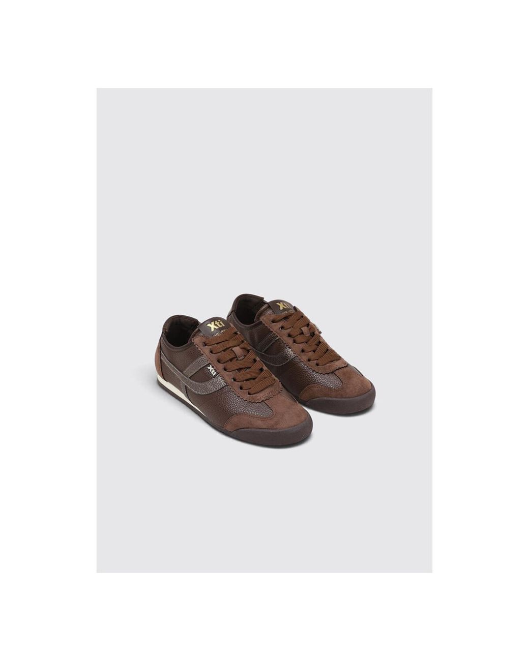 Baskets Basses 146157 Xti en coloris Brown
