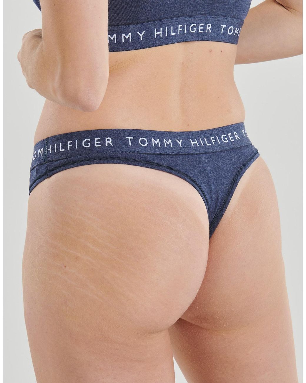 Tommy Hilfiger Strings Classic Thong (Ext.Sizes) in het Blue