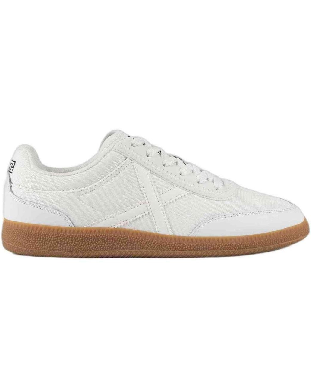 Baskets Basses 4078009 Munich pour homme en coloris White