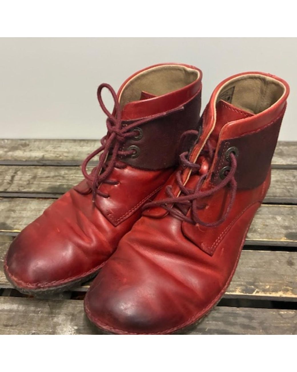 Bottines Kickers en coloris Red